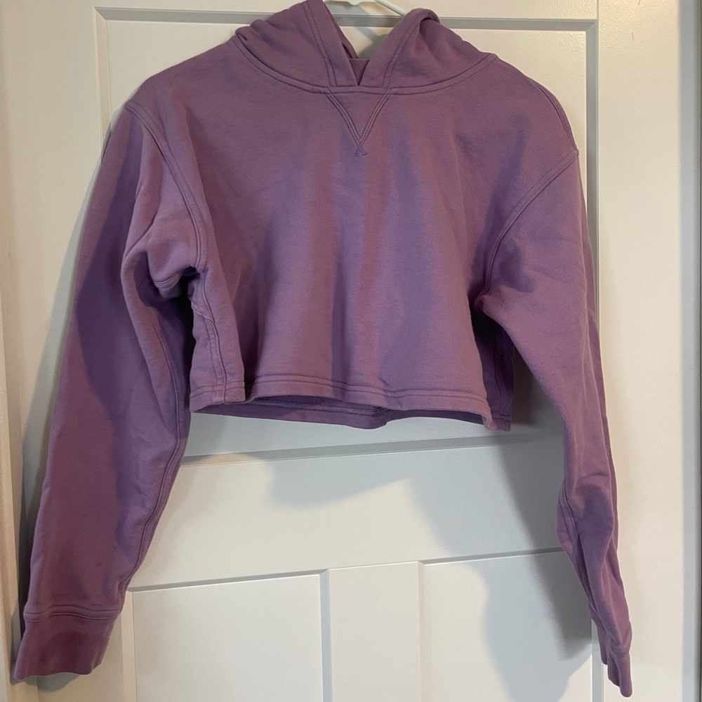 Lululemon cropped hoodie